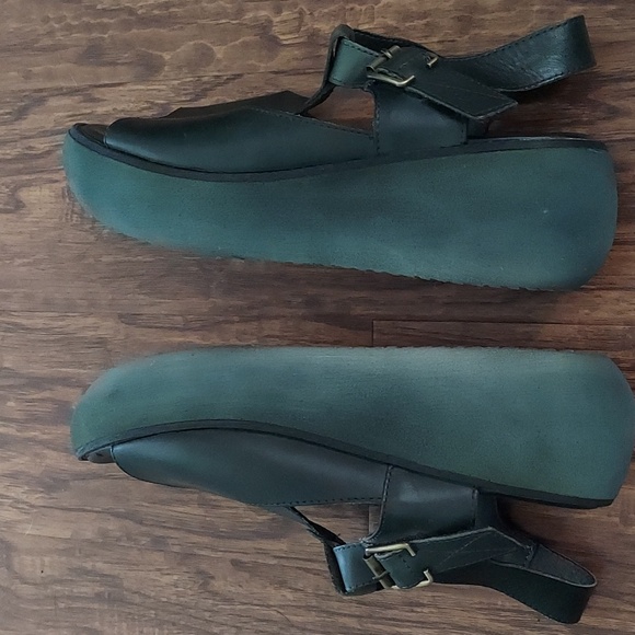 Platform sandals - Picture 6 of 7